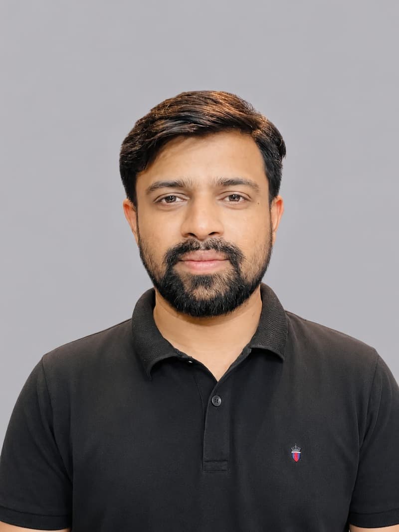 Portrait of Zeeshan Alam